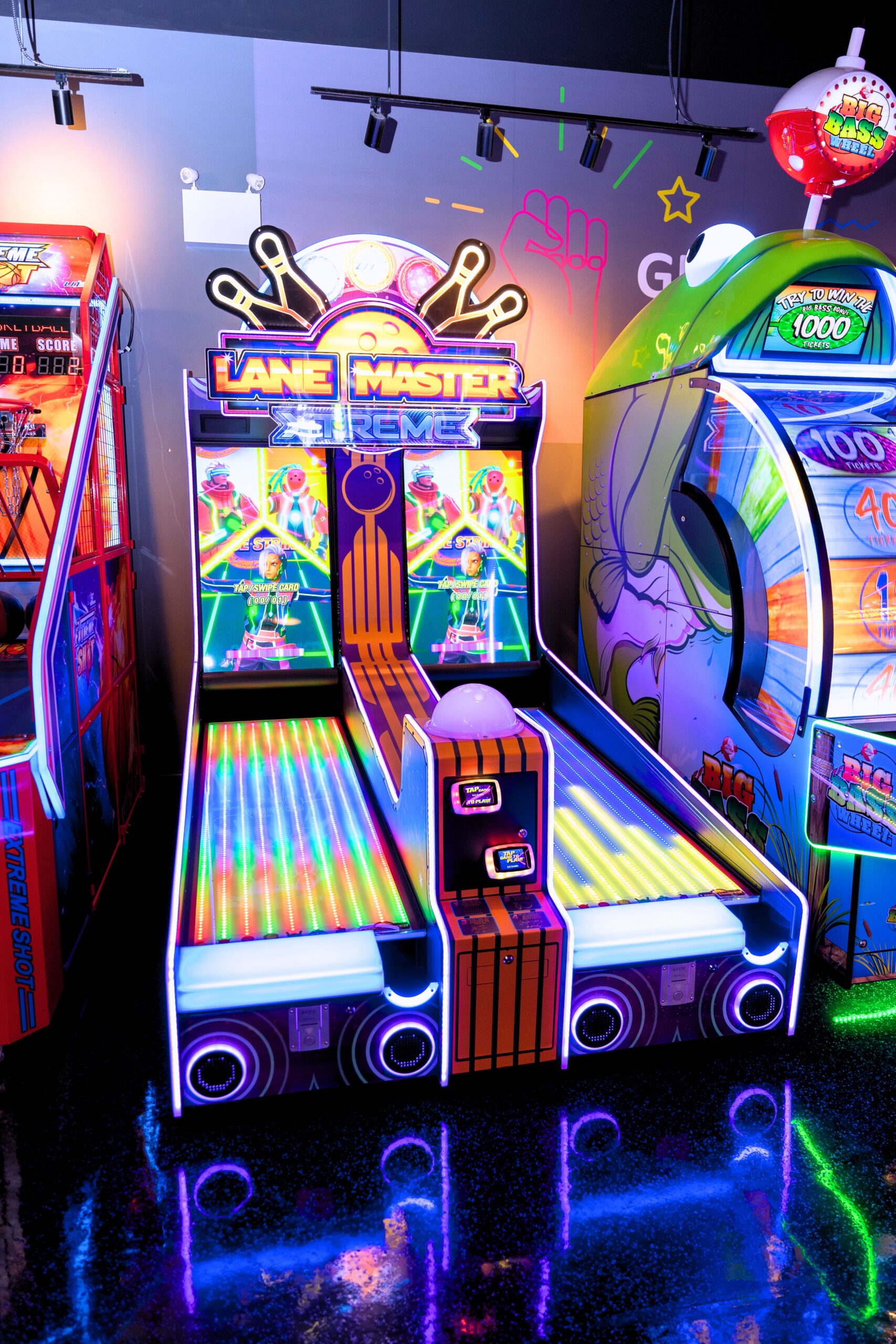 vr in toronto | arcade bar toronto | adult arcade | arcade bar | games and arcades | free play toronto | arcade game machine | vr arcade